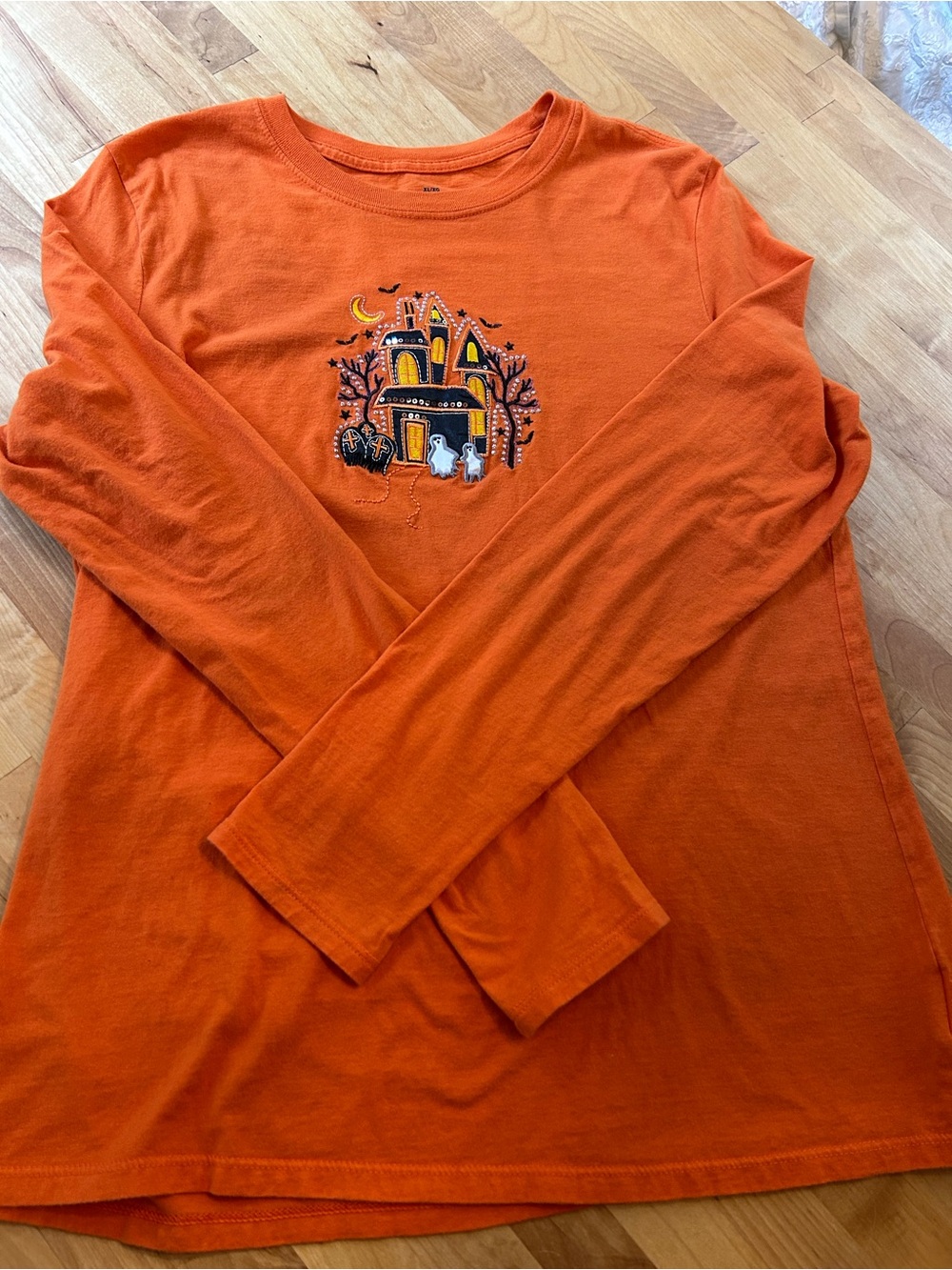 VTG Y2K Orange Long Sleeve Tee with Halloween Haunted House and Ghost Embroidery